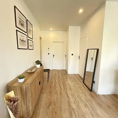 Nuit Des Sacres Apartment Reims